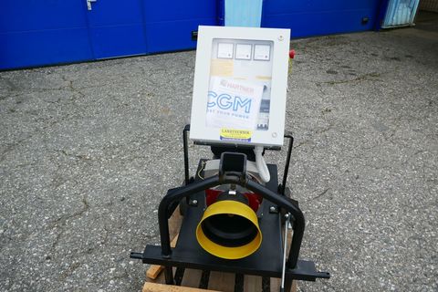 [3600-7341166-4.jpg]