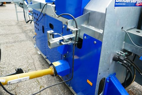 [3600-7451130-13.jpg]