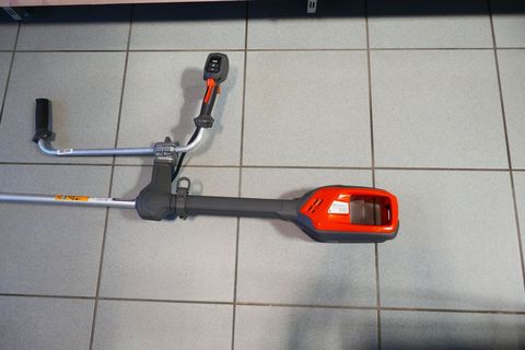 [3600-7482629-9.jpg]