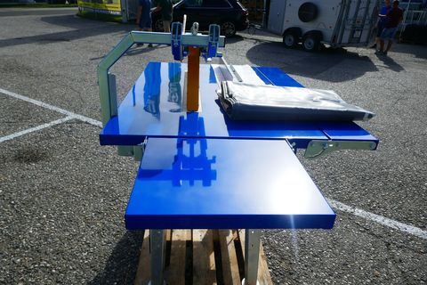 [3600-7483068-3.jpg]