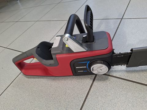 [3600-7509708-7.jpg]