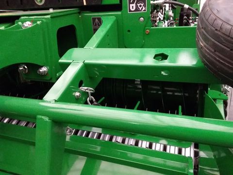 [3606-3564884-3.jpg]