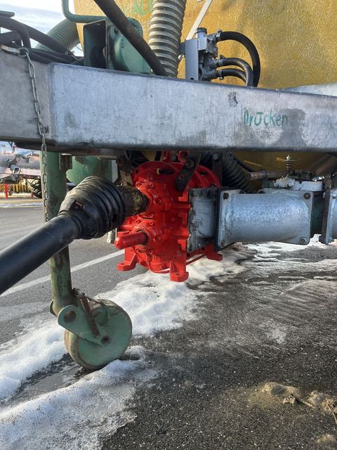 [3606-6660496-5.jpg]