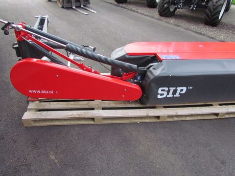 [3886-3237770-3.jpg]