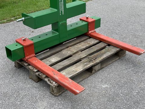 [3944-3738381-3.jpg]