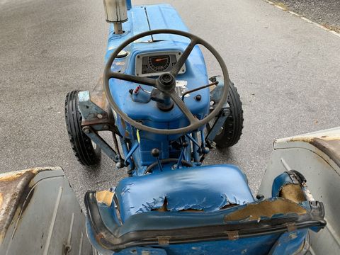 [3944-6391415-8.jpg]