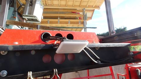 [4079-6099537-5.jpg]