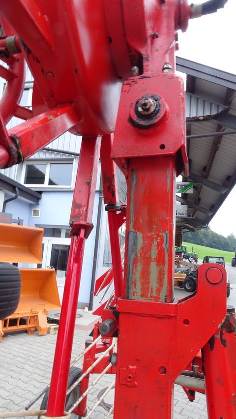 [4079-6265576-7.jpg]