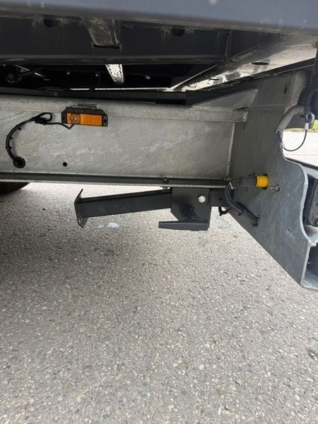 [4750-6402905-7.jpg]