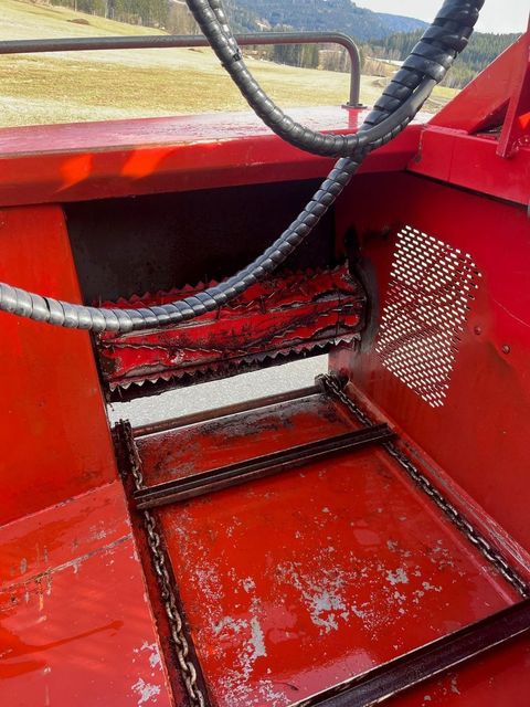 [4750-6478245-7.jpg]