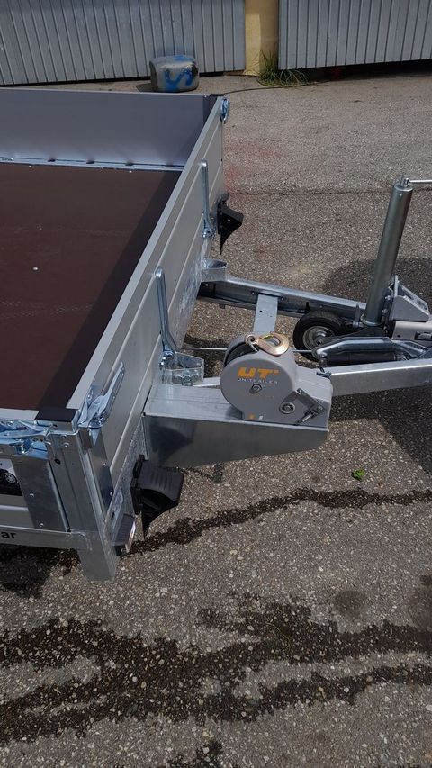 [5032-3793761-3.jpg]