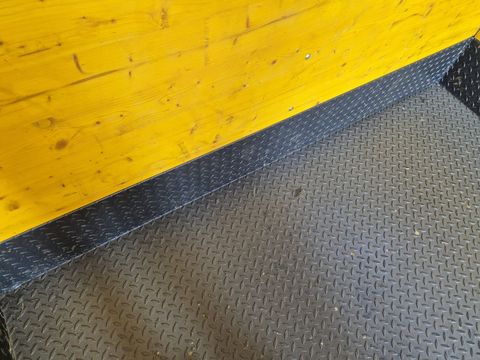 [6030-7410973-11.jpg]