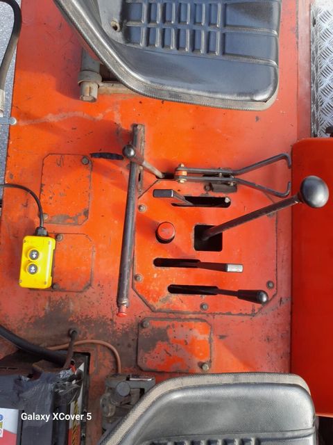 [6034-4653524-4.jpg]