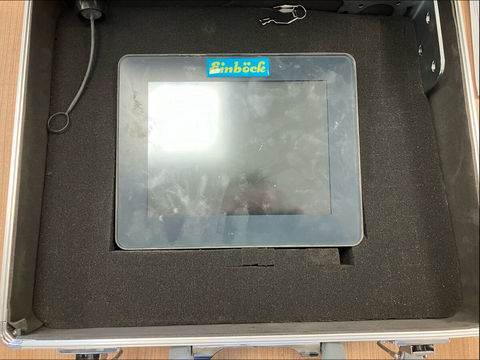 [6194-4269268-3.jpg]