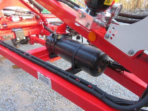 [7455-5384438-7.jpg]