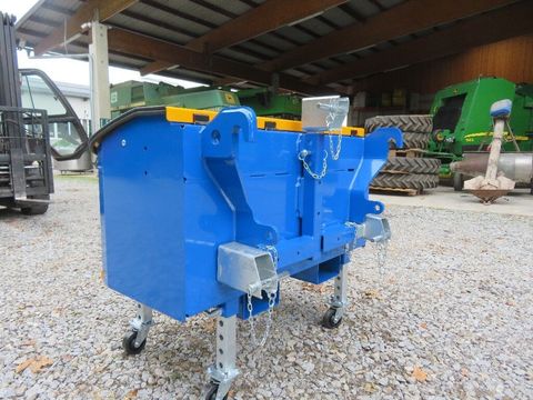 [7455-6482070-3.jpg]