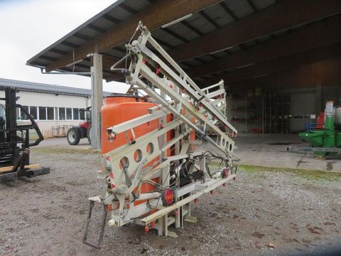 [7455-6518670-4.jpg]