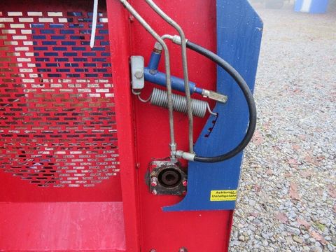 [7455-6518880-12.jpg]