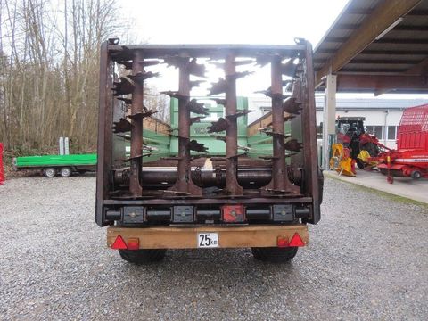 [7455-6646771-6.jpg]