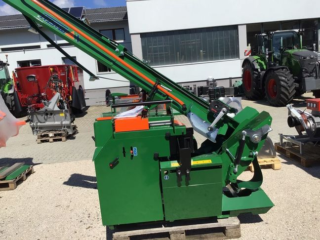 [3186-3794768-0_1.jpg]