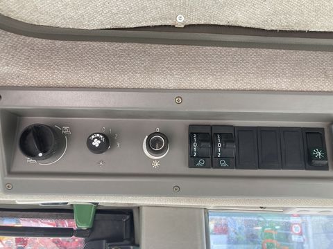 [3186-4434018-7.jpg]