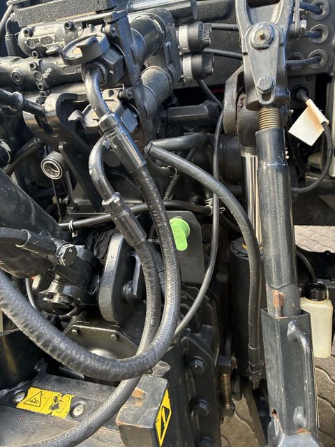 [3186-6754181-1.jpg]