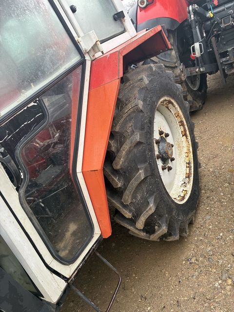 [3186-6754233-11.jpg]