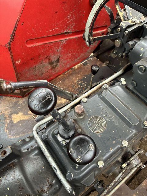 [3186-6754233-5.jpg]