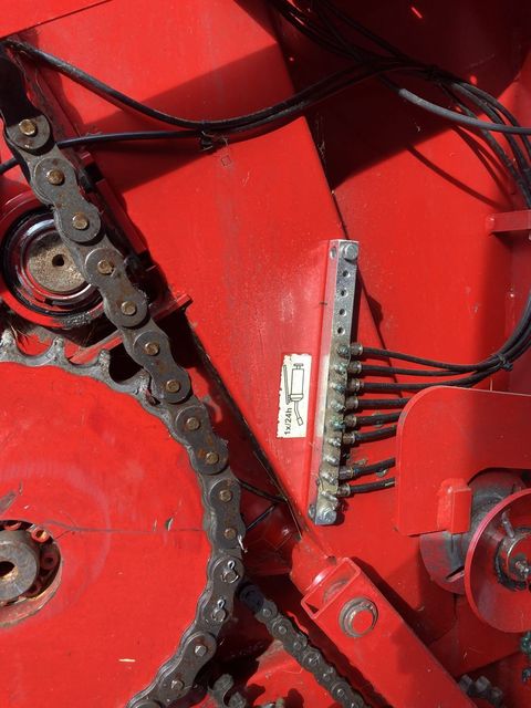 [3186-6757526-3.jpg]