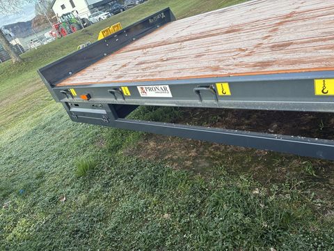 [3186-6874822-0.jpg]