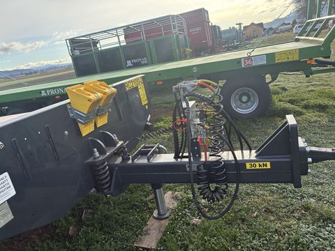 [3186-6874822-8.jpg]