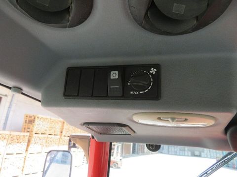 [3213-7127795-17.jpg]