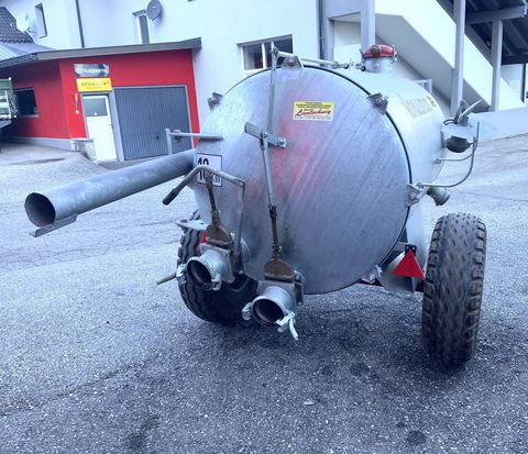 [3216-6484727-5.jpg]