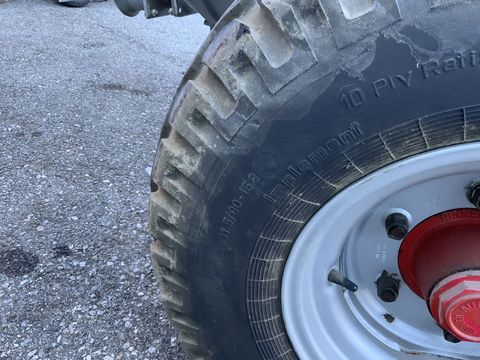 [3216-6484727-6.jpg]