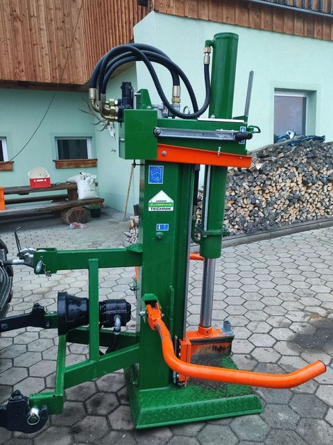 [3216-6638252-3.jpg]