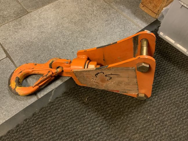 [3216-6705659-0_1.jpg]