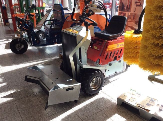 [3229-6197913-0_1.jpg]