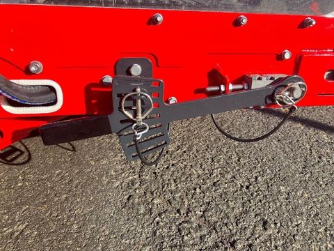 [3229-6455197-11.jpg]