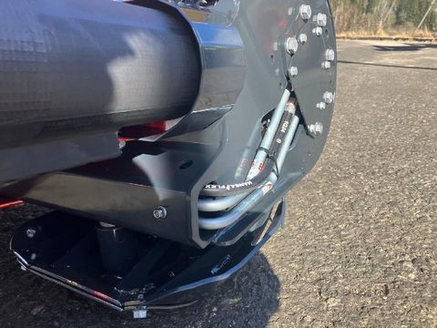 [3229-6455197-9.jpg]