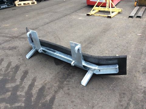 [3229-6492820-3.jpg]