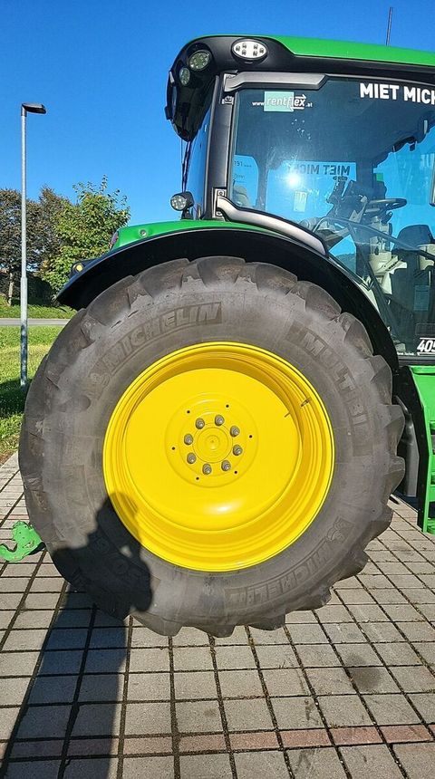 [3229-6525864-15.jpg]