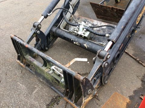 [3229-6526168-2.jpg]