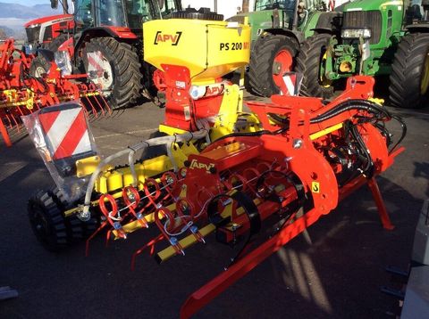 [3229-6535415-5.jpg]