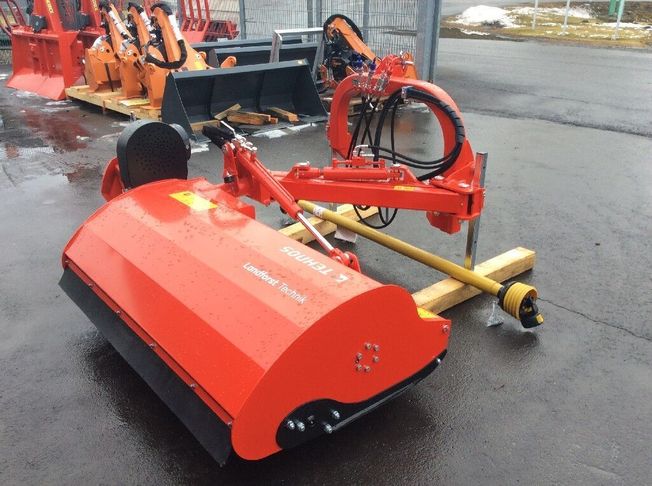 [3229-6670086-0_1.jpg]