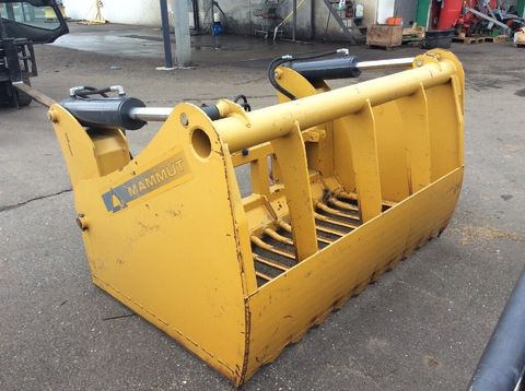 [3229-6679270-0.jpg]