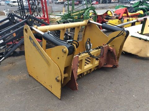 [3229-6679270-2.jpg]