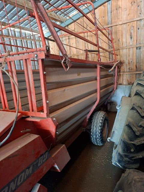 [3229-6754238-1.jpg]