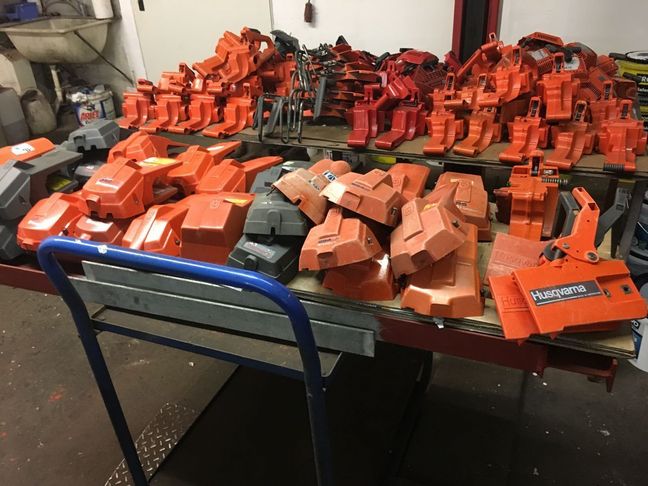 [3244-2121863-0_1.jpg]