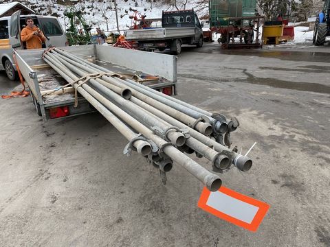 [3244-3008494-4.jpg]