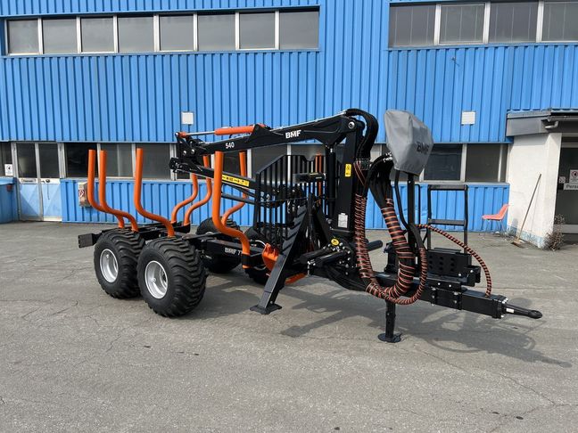 [3244-3064670-0_1.jpg]